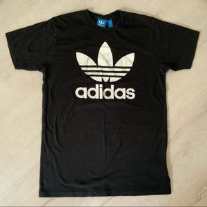 Classic Adidas Trefoil Graphic T-Shirt - Men’s S